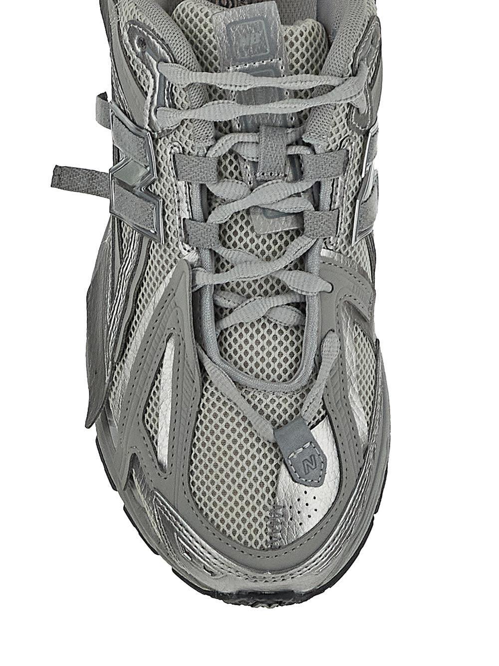 Oluxury New Balance 1906 Sneaker Convenienza