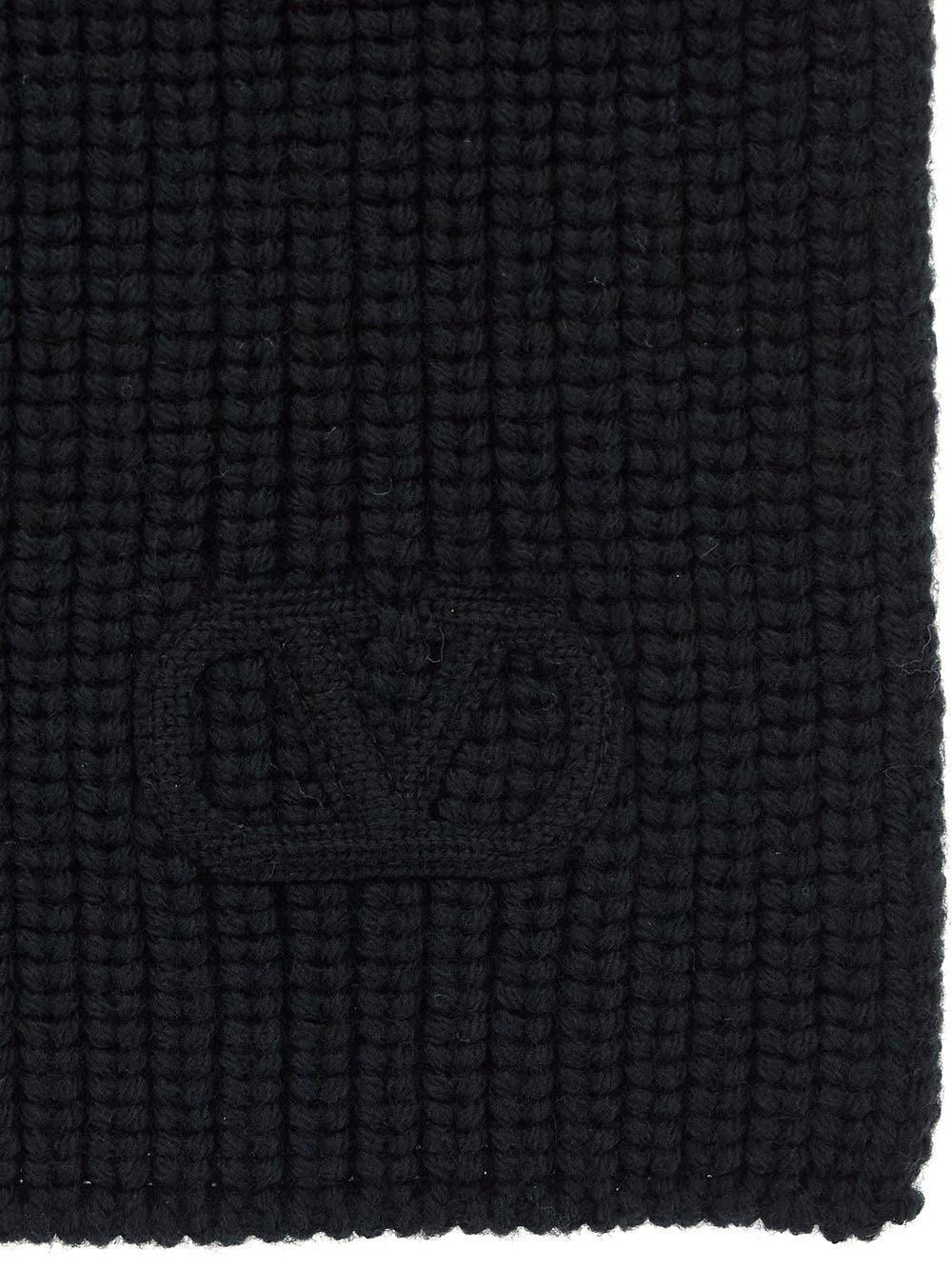 Oluxury Valentino Garavani Logo Scarf Offerte