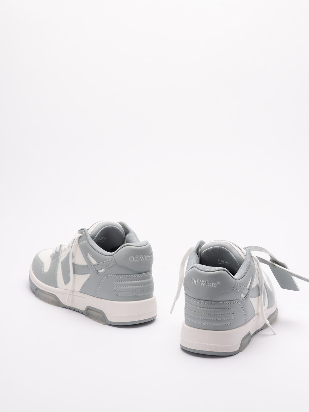 Off white `Out Of Office Calf Leather` Sneakers Offerta