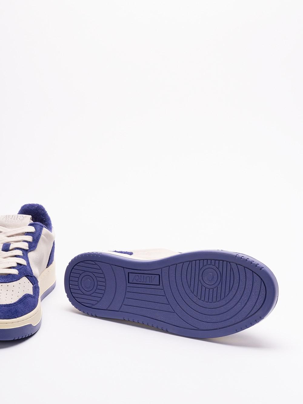 Autry `Medalist` Low-Top Sneakers Online
