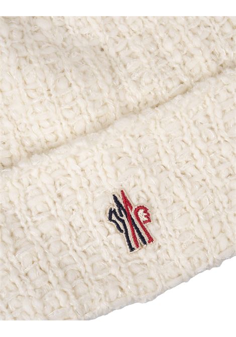 MONCLER GRENOBLE Berretto In Maglia Bianca Con Logo e Pompon - MONCLER GRENOBLE Prezzo Ridotto