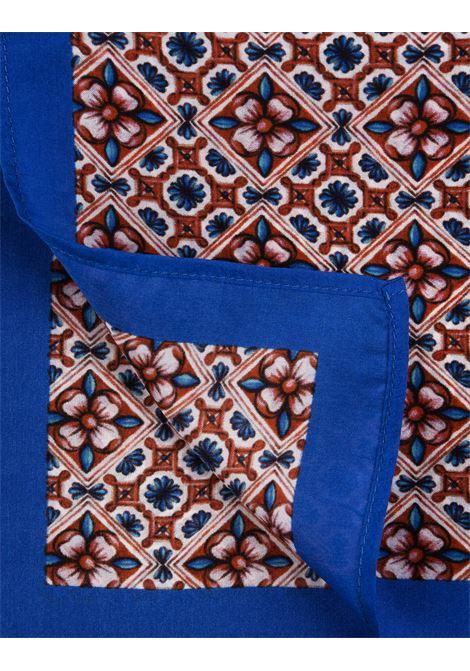 813 (OTTO TREDICI) Pochette In Seta Blu Con Fantasia Fiore Rossa - 813 (OTTO TREDICI) 2025