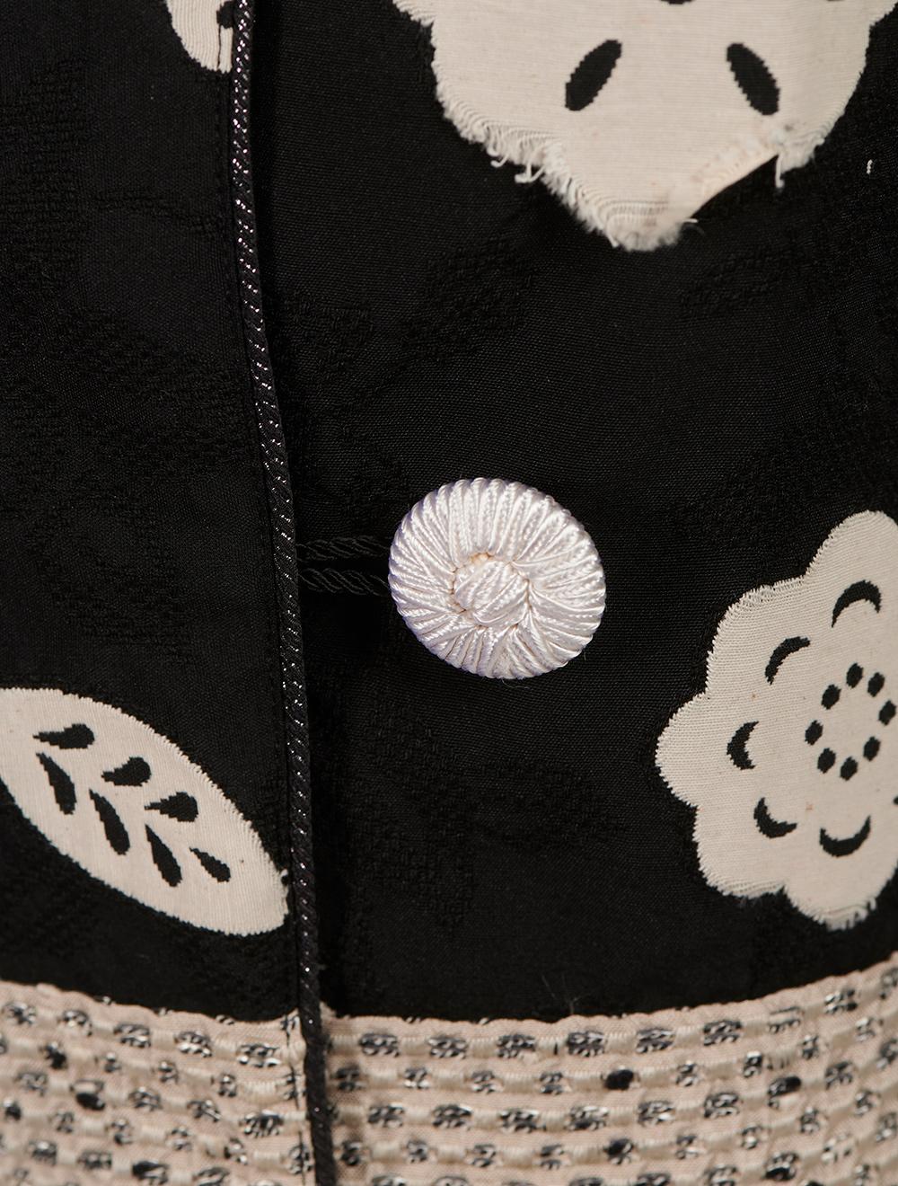 Save The Queen Spolverino 7/8 ecrù e nero in tessuti stampati operati e ricamati Negozio
