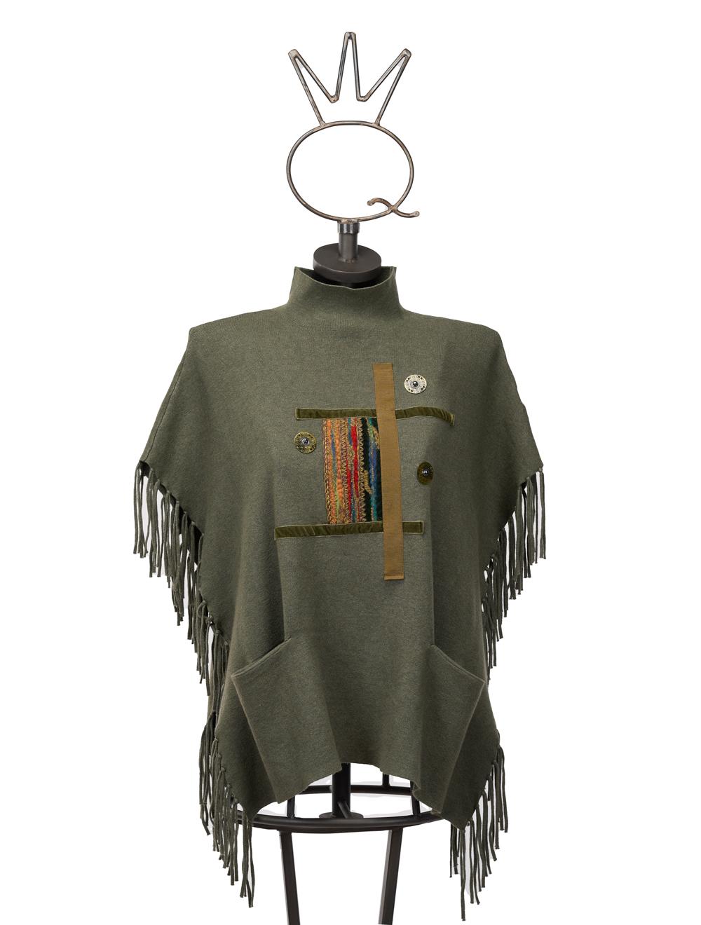 Save The Queen Maglia poncho verde salvia in viscosa con applicazioni Negozi Online