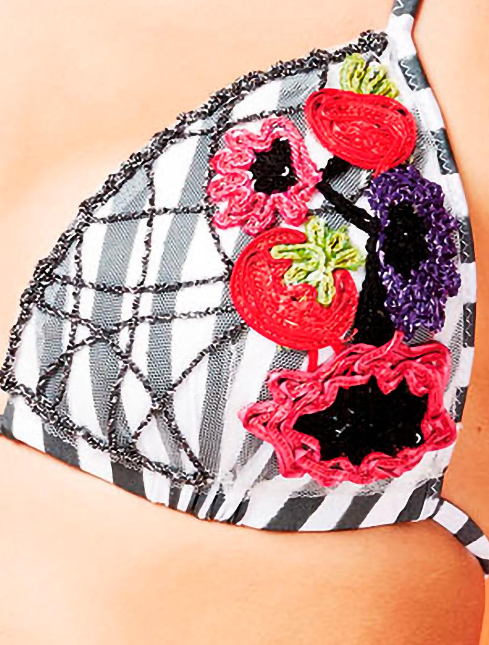 Save The Queen Bikini con ricamo dedicato a Napoli Offerta