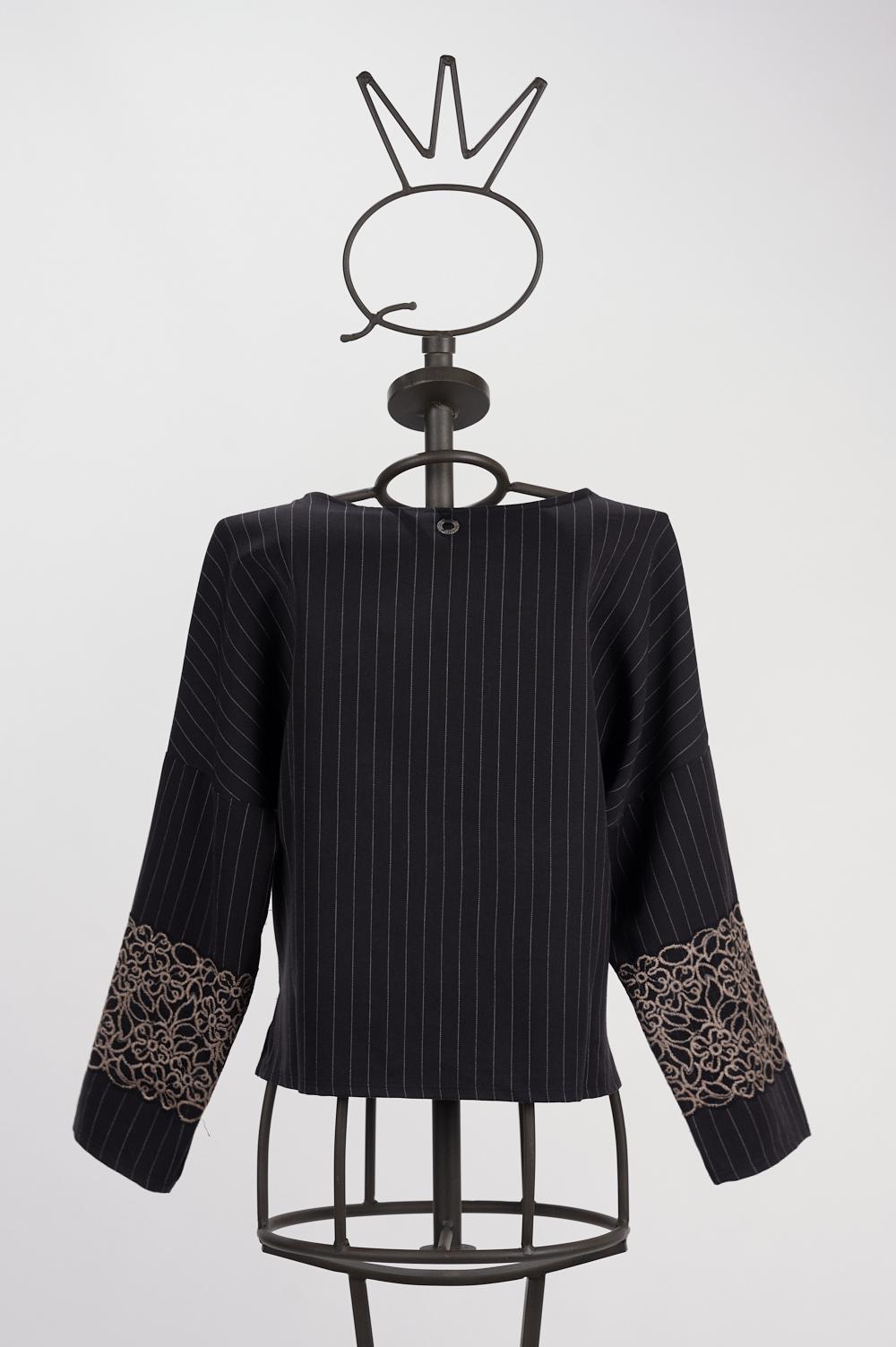 Save The Queen Blusa corta gessata Negozi Online