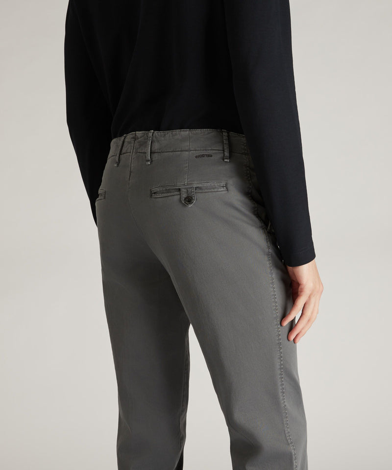Slowear Pantalone slim fit in gabardina stretch certificata Qualità