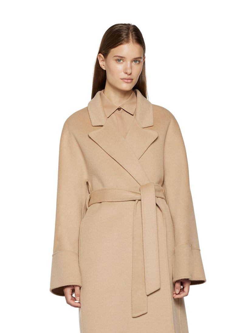 Space Simona Corsellini Cappotto vestaglia Sottocosto