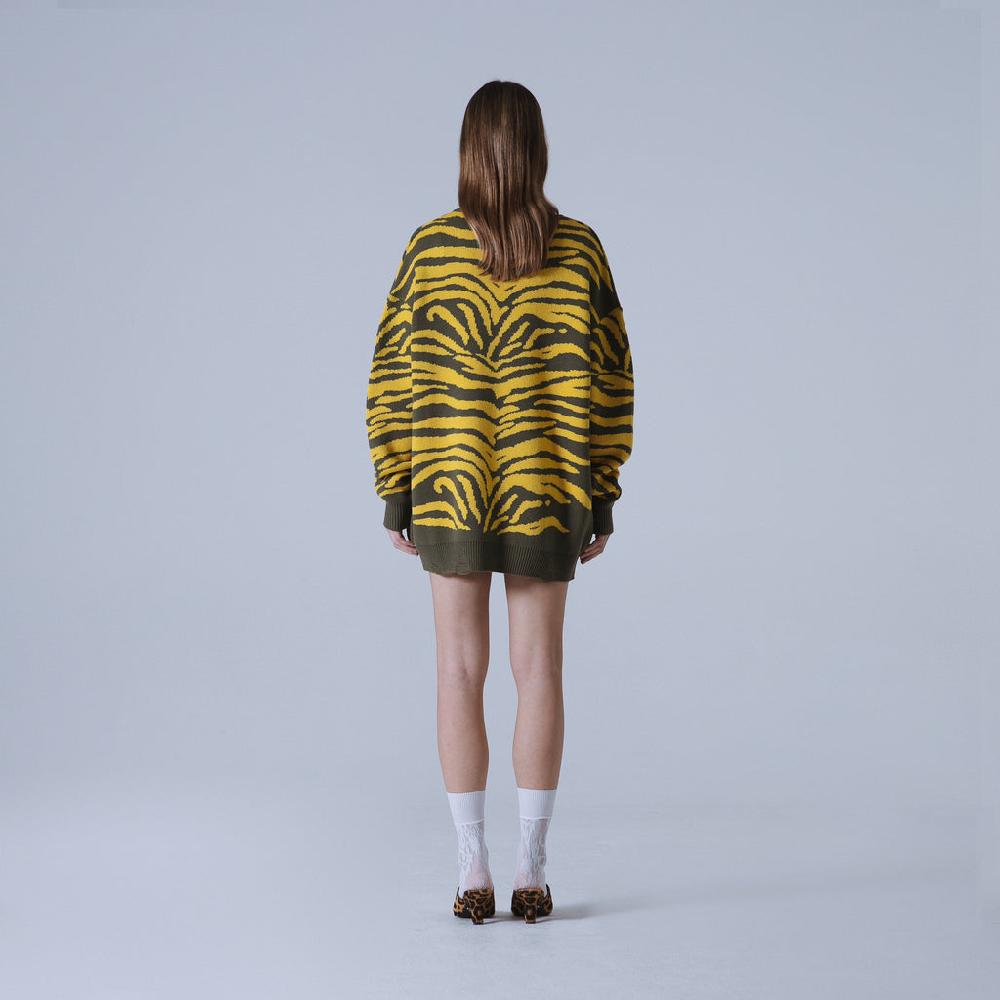 Sveta Milano Cardigan lungo jacquard Georgia in verde e giallo In Vendita