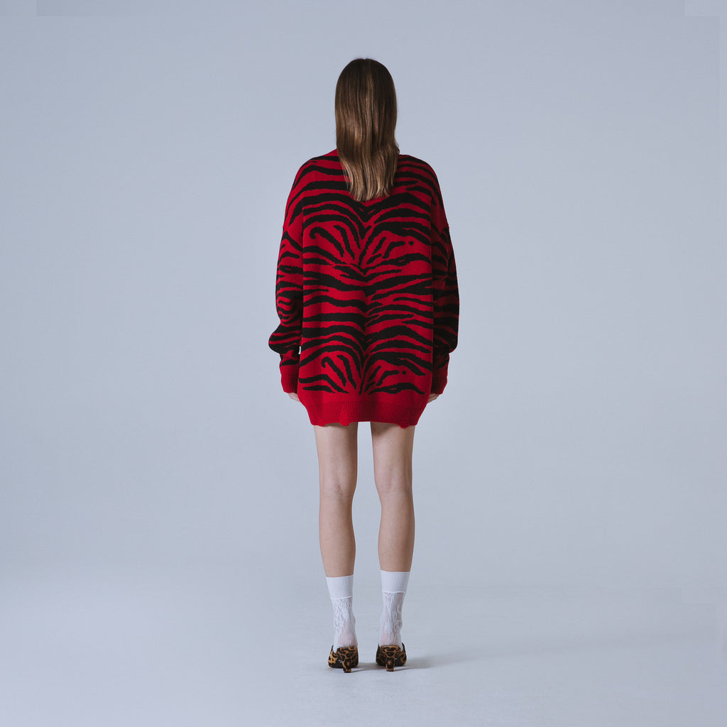 Sveta Milano Cardigan lungo jacquard Georgia in rosso e nero Vendita Calda