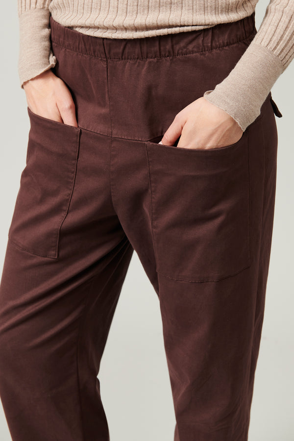 Transit Par Such Pantalone comfort fit con tasche davanti in viscosa e cotone stretch. – Transit Promozione Limitata