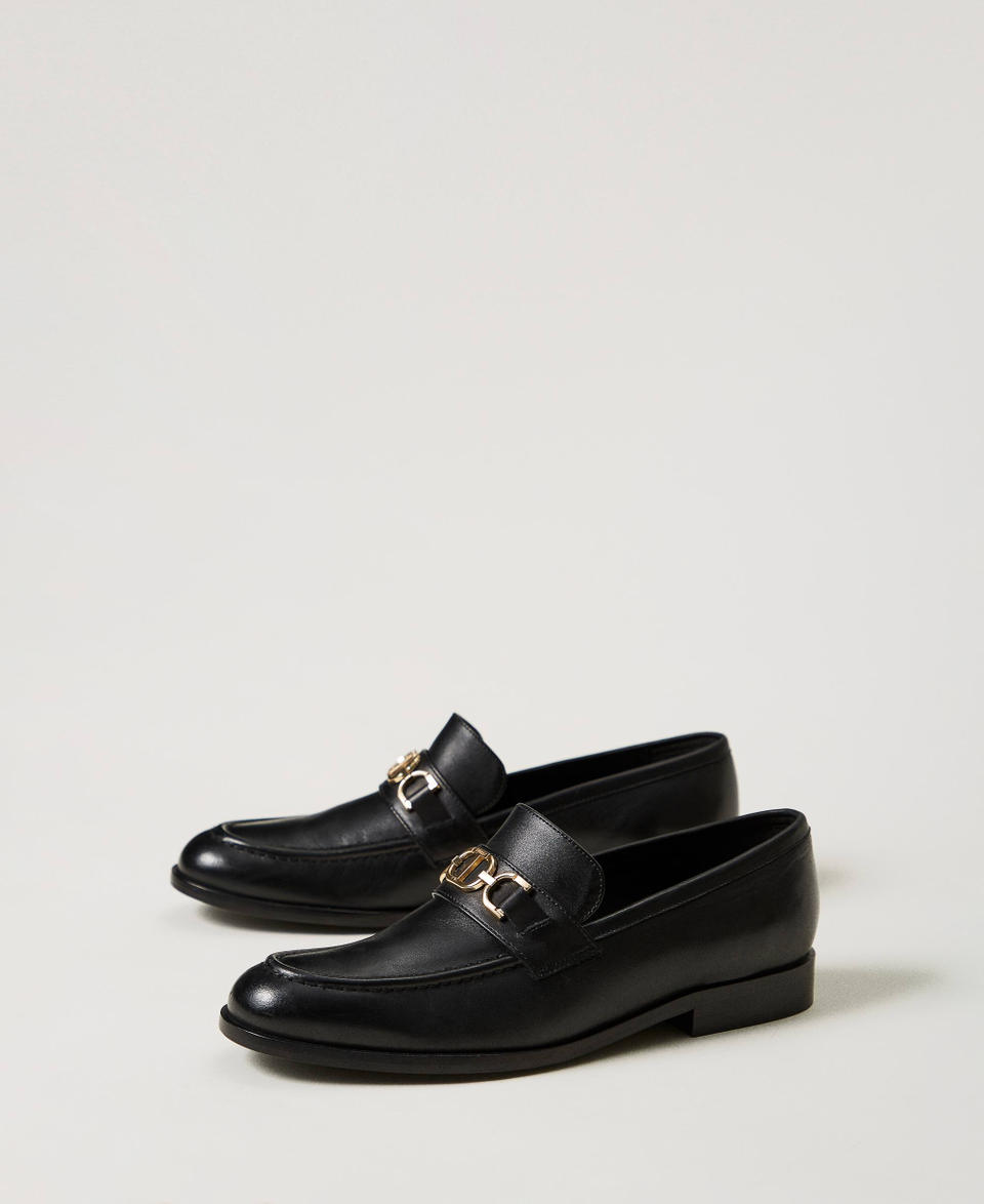 Twin Set Mocassini in pelle con morsetto Oval T Nuovo