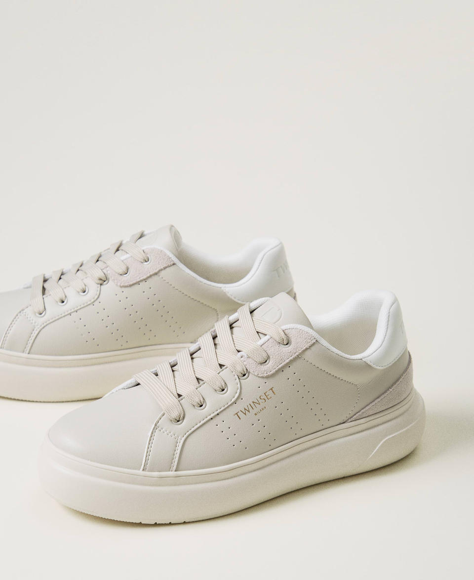Twin Set Sneakers traforate con logo Promozione Limitata