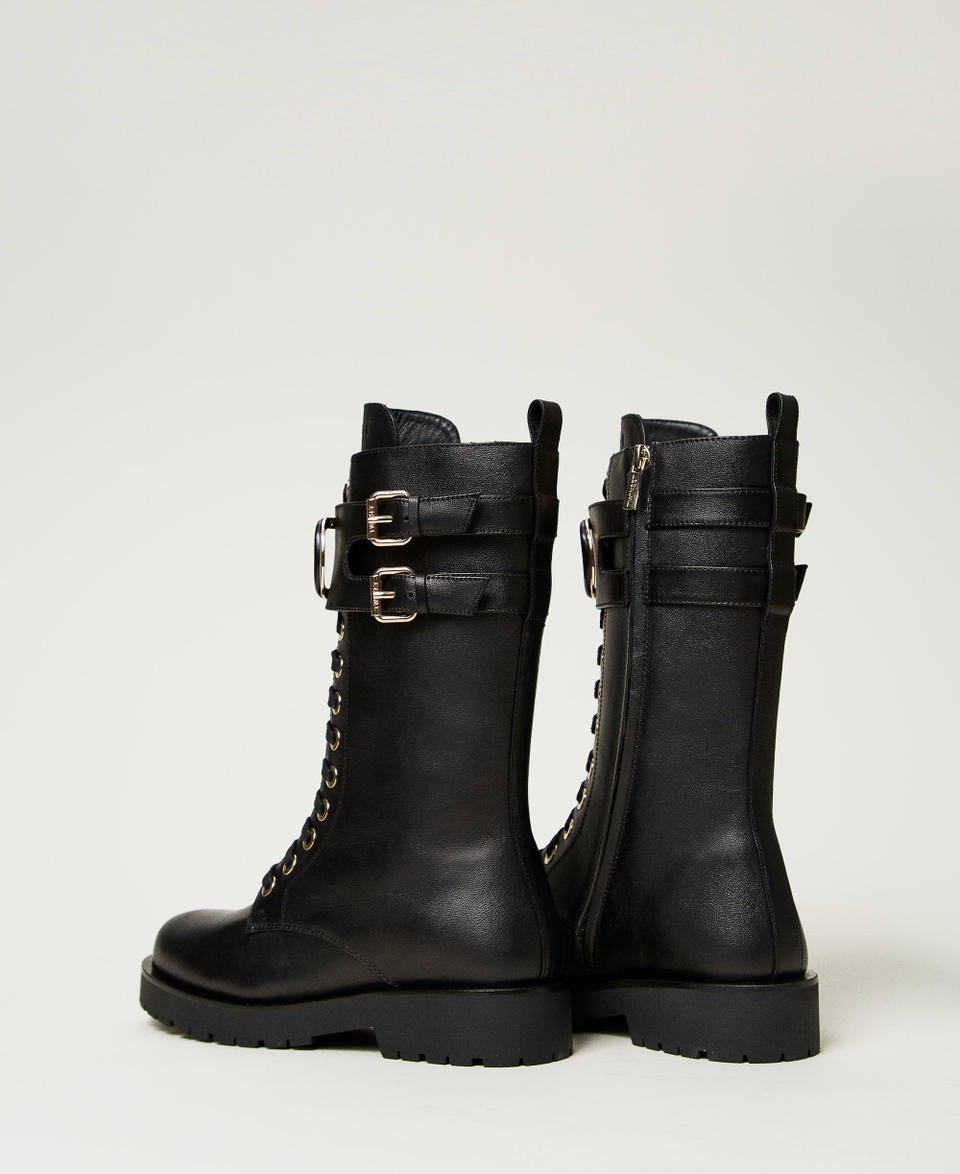 Twin Set Anfibi alti in pelle con Oval T Prezzo Ridotto