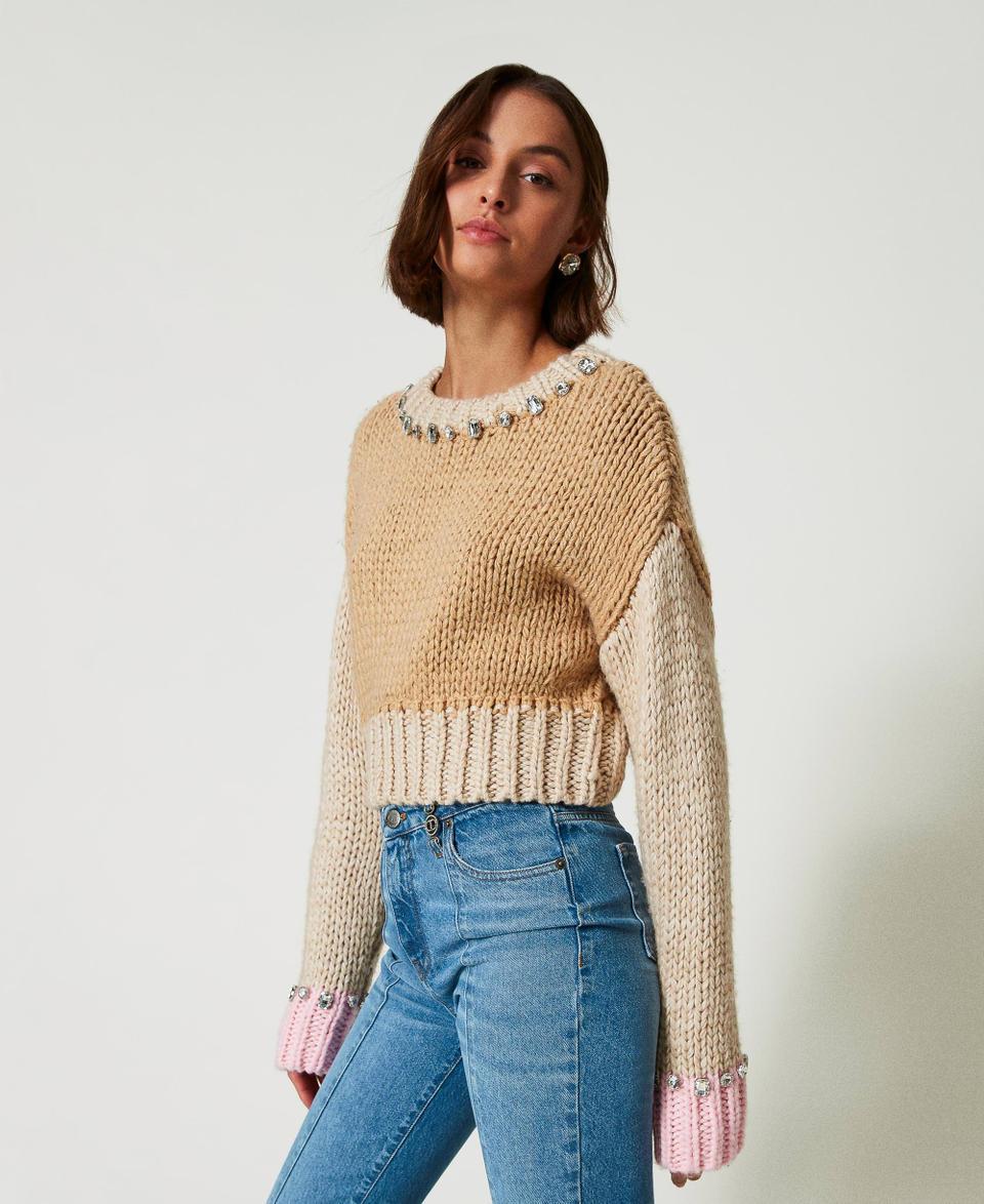 Twin Set Maglia color block con ricami a mano Consegna Veloce