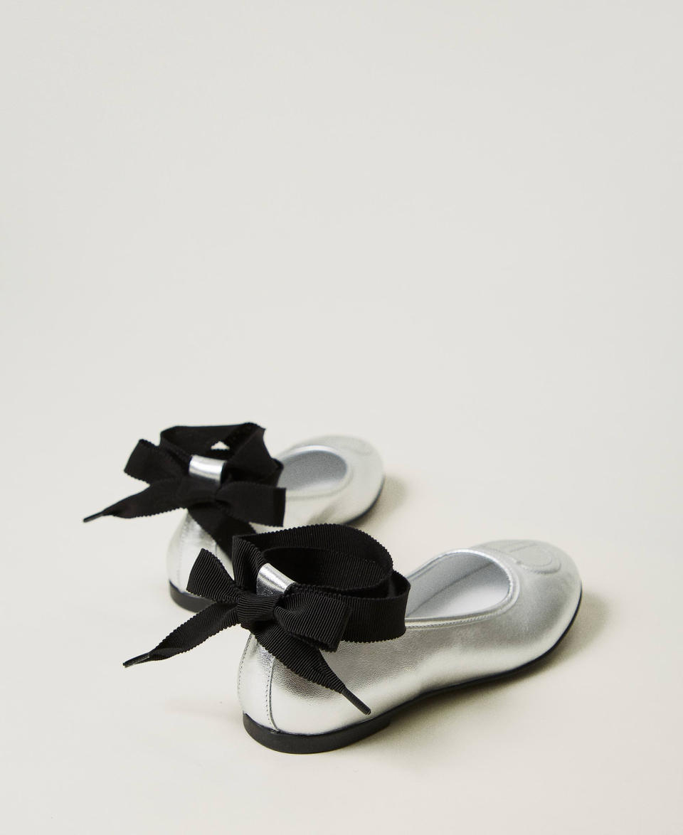 Twin Set Ballerine in pelle con nastri In Vendita