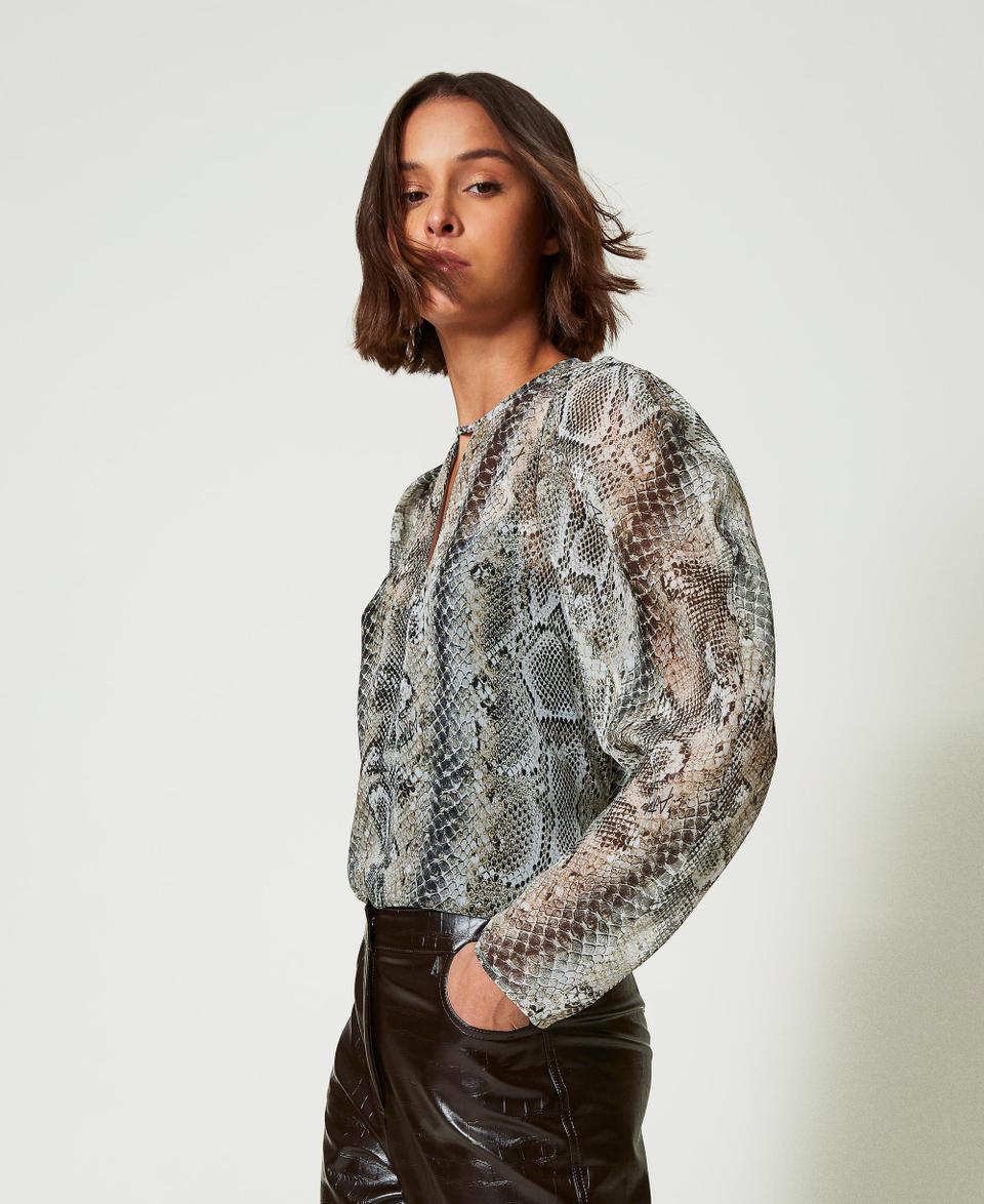 Twin Set Blusa in creponne con stampa snake Italia