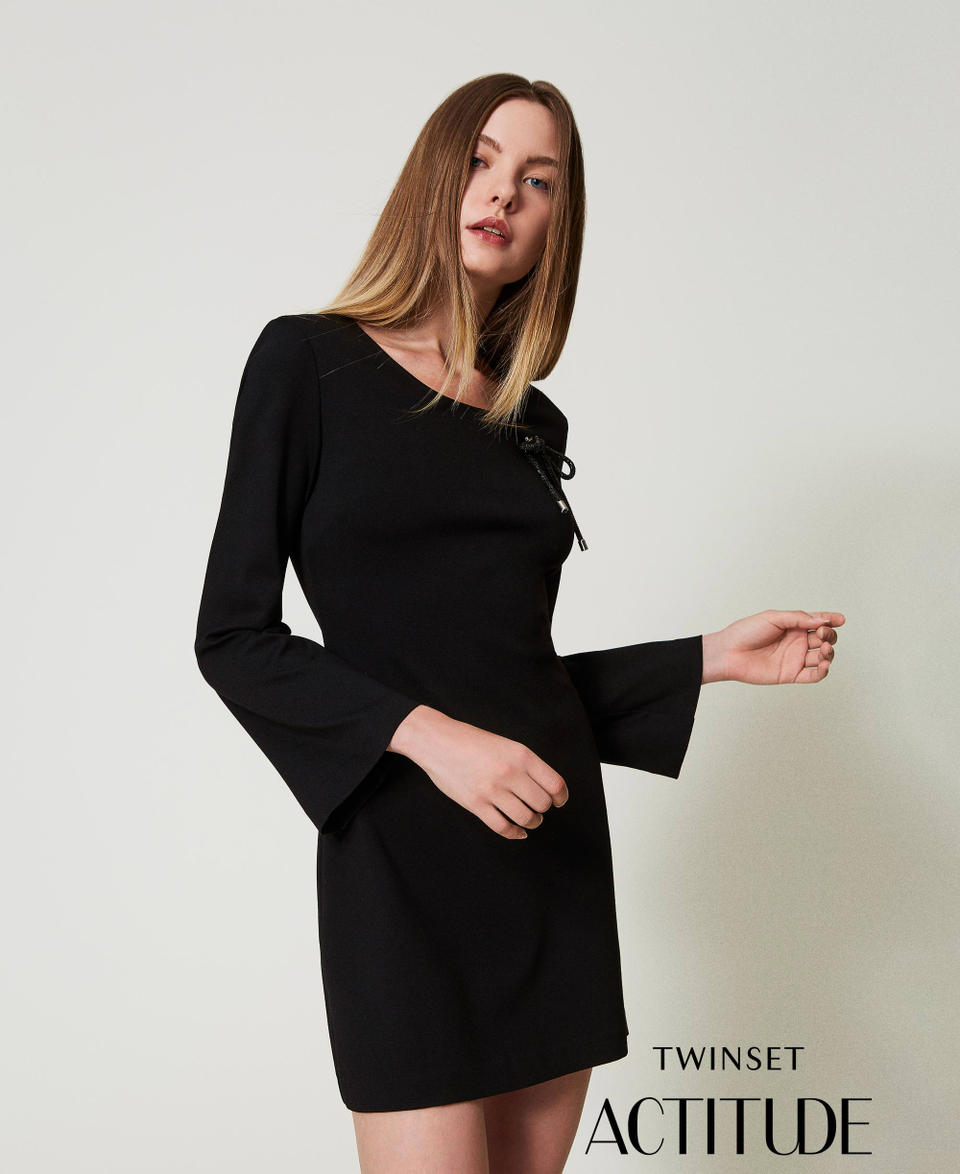 Twin Set Abito corto con spilla in strass Offerta temporanea