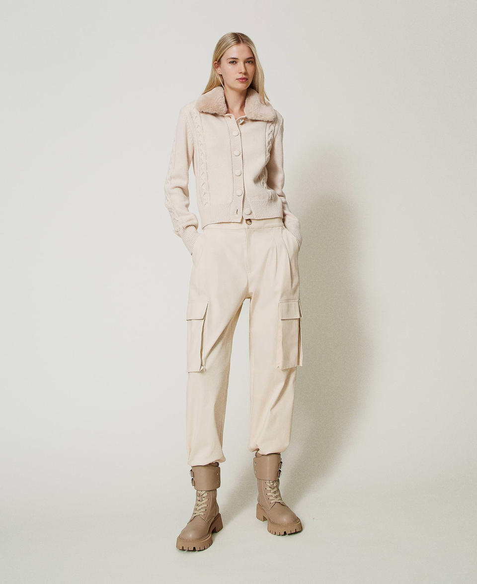 Twin Set Pantaloni cargo con tasche asimmetriche Offerte speciali