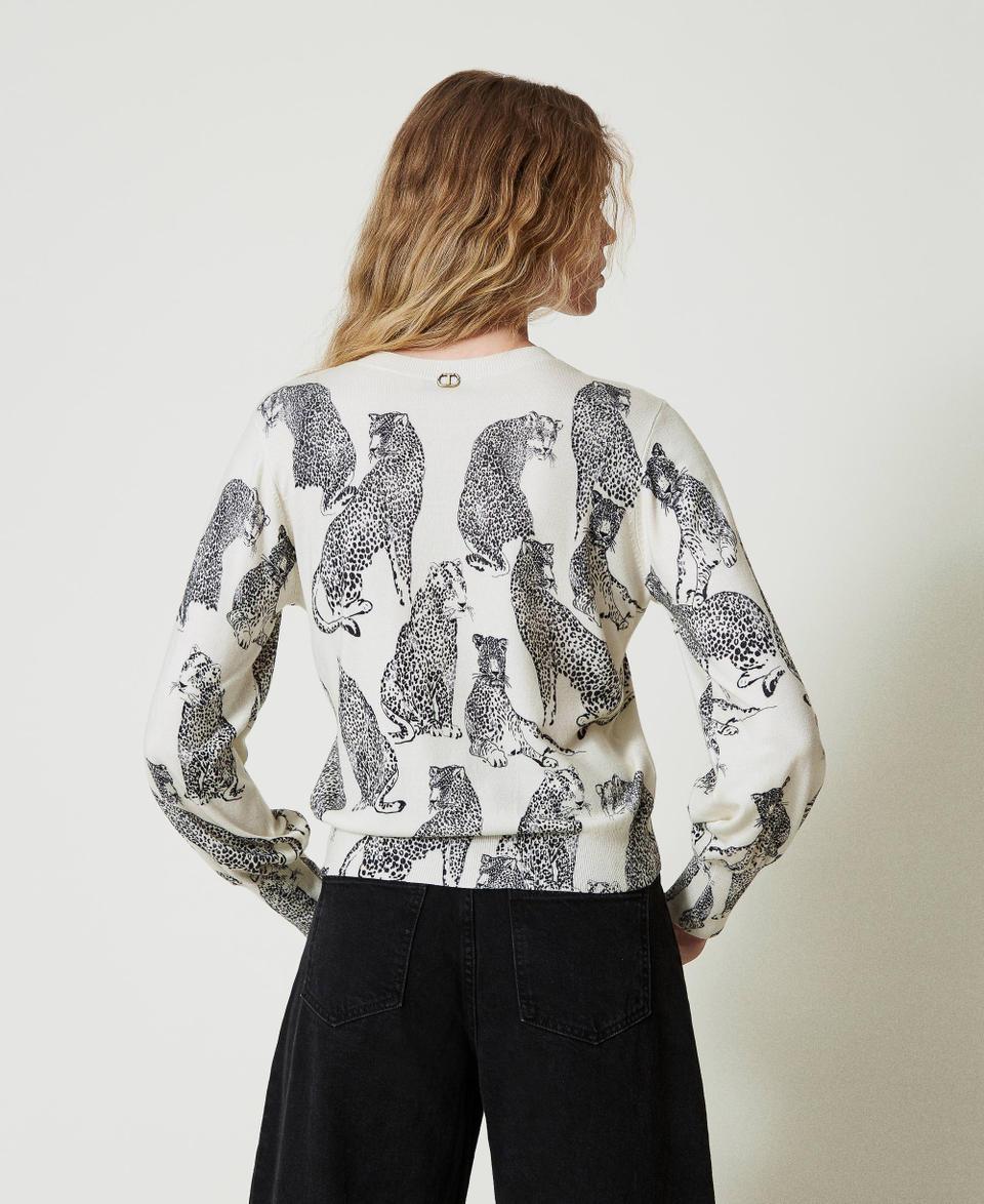 Twin Set Maglia con stampa giaguari Fino al 65% di sconto
