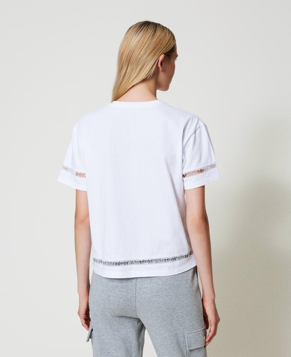 Twin Set T-shirt regular con logo ricamato Ultimi tre giorni