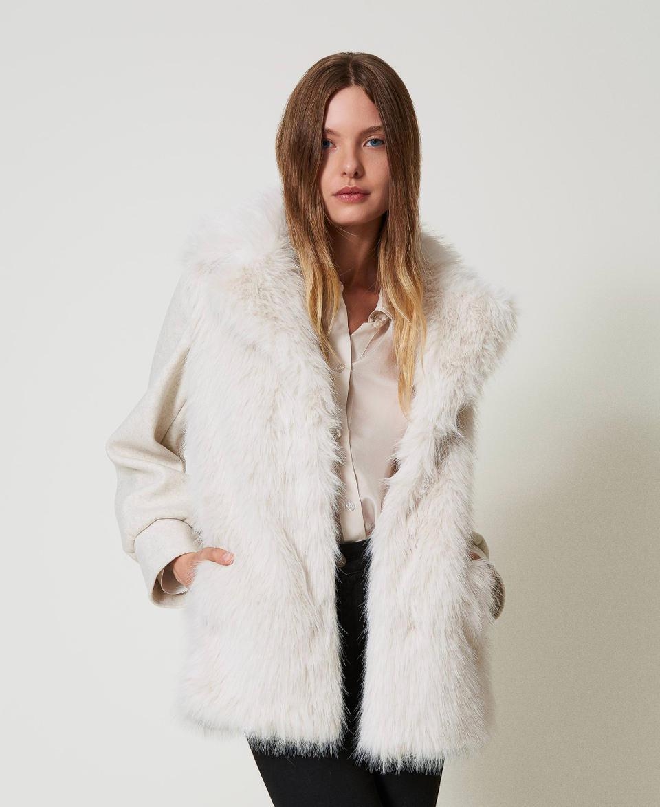 Twin Set Cappotto in panno e faux fur Promozione