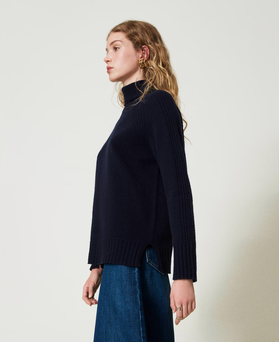 Twin Set Maglia dolcevita in lana e cashmere Sostegno trimestrale