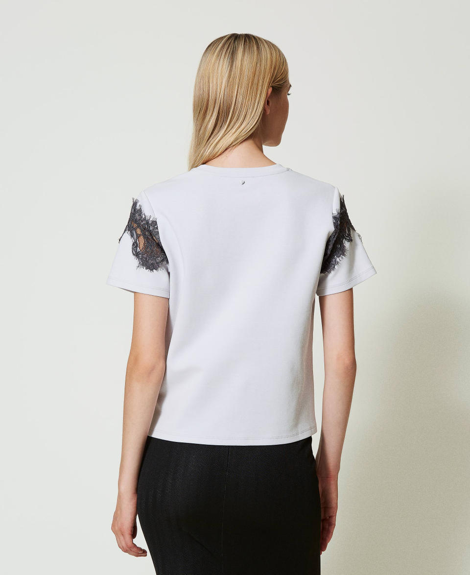 Twin Set T-shirt regular con pizzo intarsiato Fornitura limitata