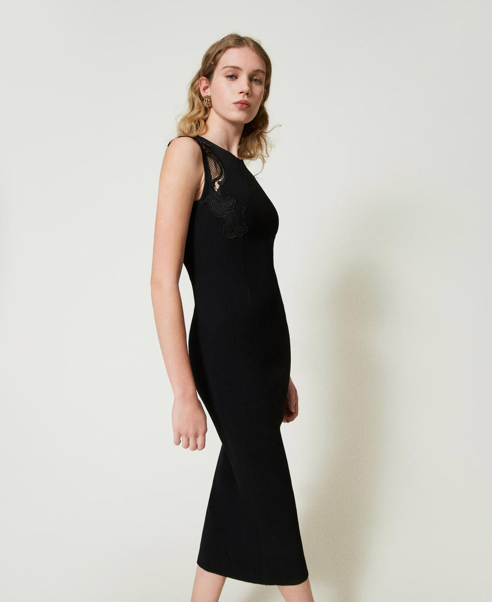 Twin Set Abito lungo in maglia con pizzo Offerta Anniversario