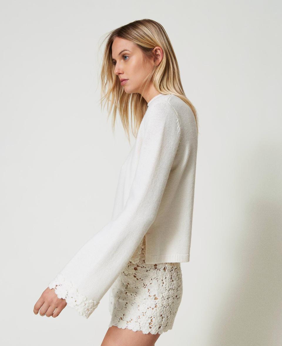 Twin Set Maglia lupetto in misto lana con ricamo Rilascio limitato