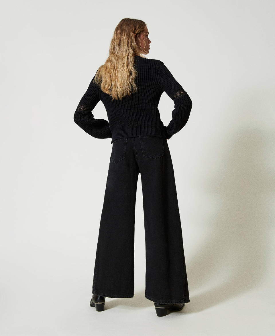 Twin Set Jeans cropped con doppi bottoni In Vendita