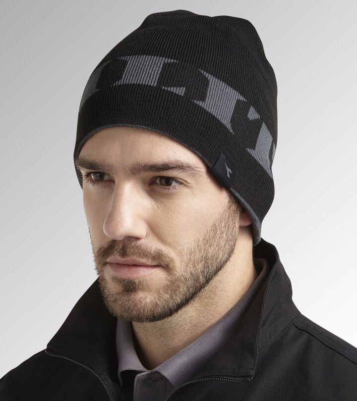 Utility Diadora WOOL CAP GRAPHIC Berretto reversibile Vendita