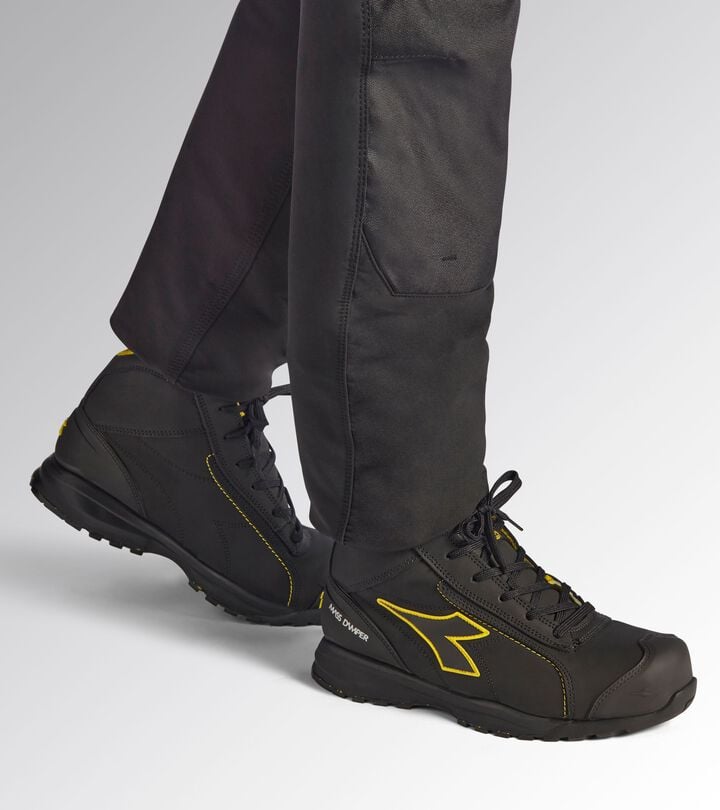 Utility Diadora GLOVE MDS MSTR MID S3S FO HRO SR SC ESD Scarpa antinfortunistica alta Acquista Ora