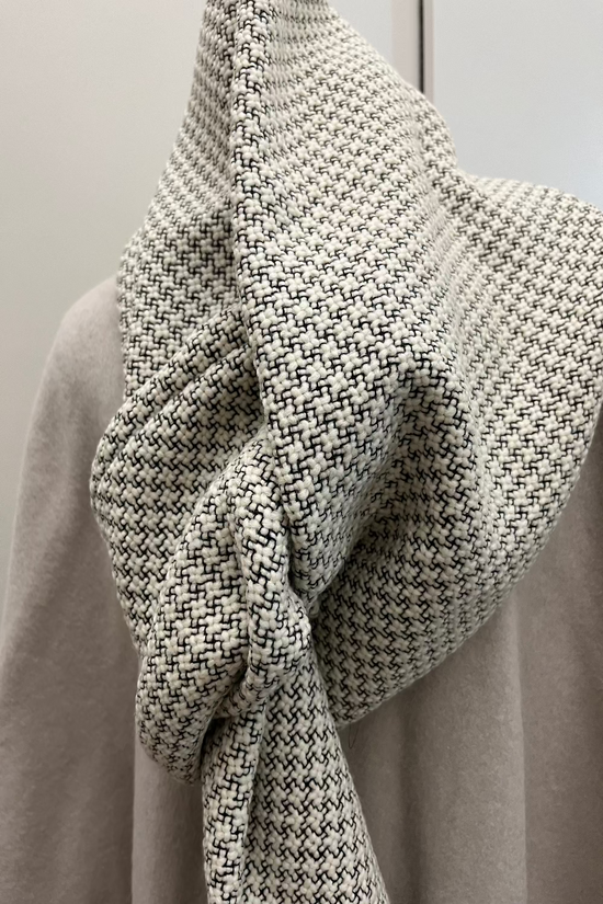 ﻿Zerobarracento Sustainable Scarf - The Perfect Christmas Gift Negozio