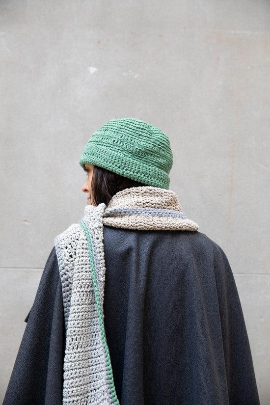 ﻿Zerobarracento Hand-knitted wool cap Nuova