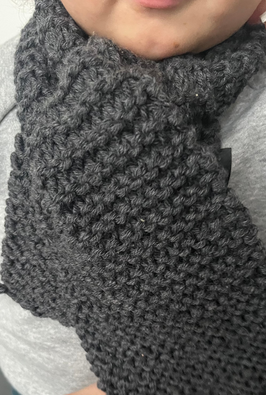 ﻿Zerobarracento Hand-knitted wool hat for baby Moda