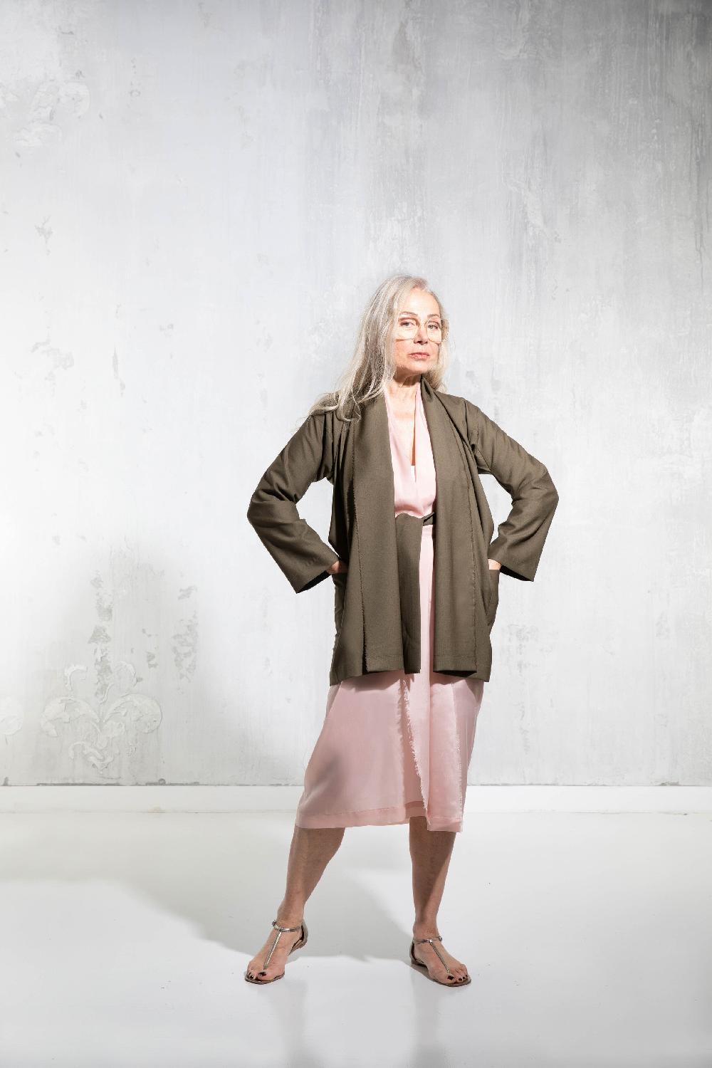 ﻿Zerobarracento TSUKESAGE BLAZER - Lilac Gray/Olive